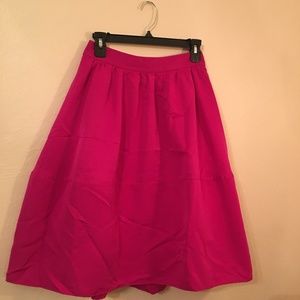 Bright fuchsia, fully-lined, back-zip skirt